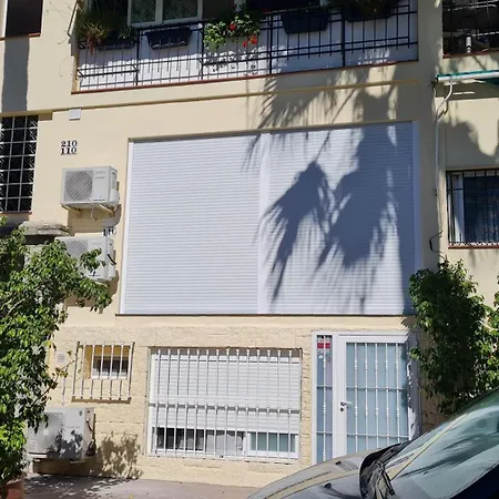 Calma Doji En Urbanizacion La Roca Torremolinos